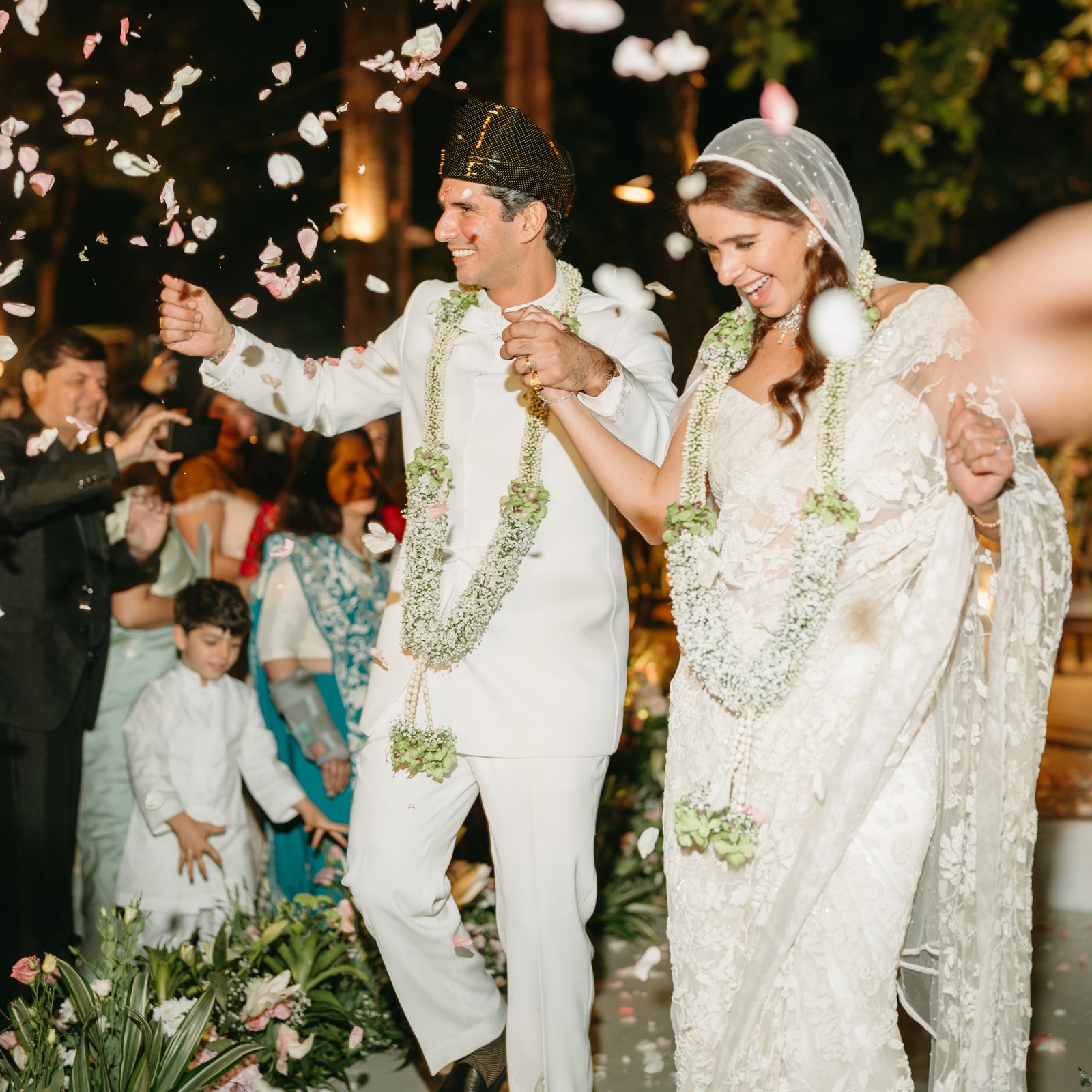 This traditional Parsi wedding in Mumbai carried ritual and revelry to a historic racecourse